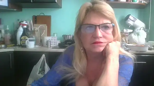 Heidi-Helga online show from September 2025 06:27:02 AM