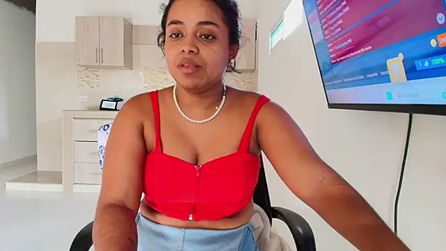 Snapshot of tatiana_10 chatting on February 2025 07:49:01 PM tatiana 10 online show from February 2025 07:49:01 PM