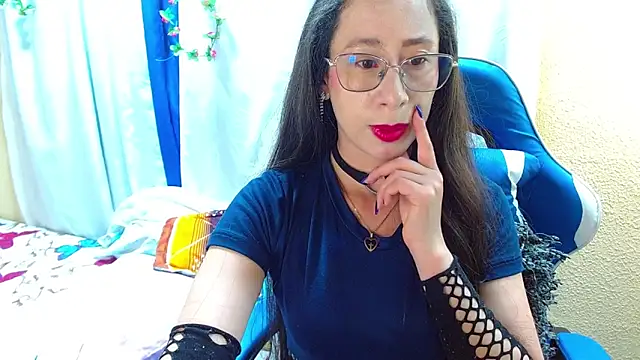 Gia leinn online show from October 2025 08:53:02 PM