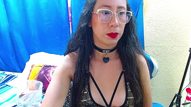 Gia leinn online show from June 2026 03:23:02 PM