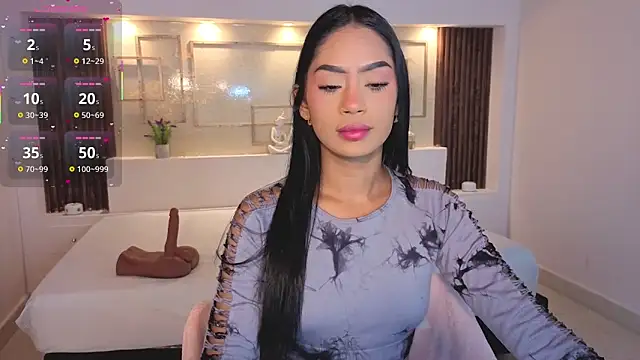 ChloeMoon9 online show from October 2025 01:11:02 PM