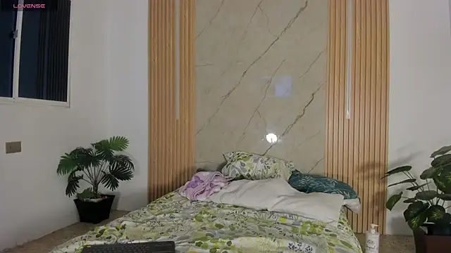 Snapshot of flor_herrera01 chatting on July 2026 02:51:01 AM flor herrera01 online show from July 2026 02:51:01 AM