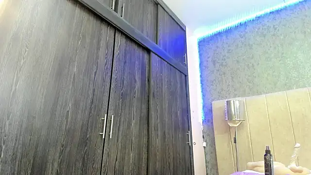 ava-am online show from February 2026 03:06:01 AM