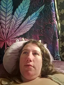 Snapshot of Seductivefoxy@xh chatting on November 2025 08:17:01 AM Seductivefoxyxh online show from November 2025 08:17:01 AM