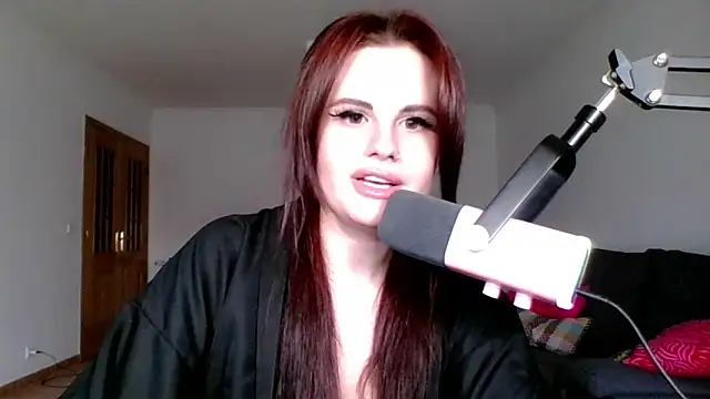 Della Ideal online show from March 2025 03:25:02 PM