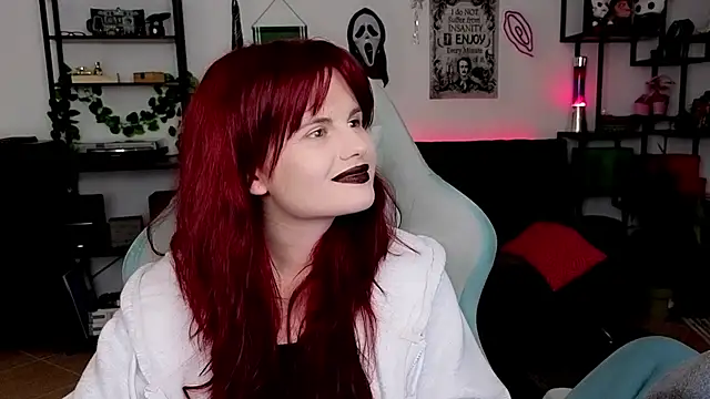 Della Ideal online show from April 2026 07:58:02 PM