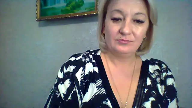 Snapshot of ArielXLoveresss chatting on November 2025 06:48:01 AM ArielXLoveresss online show from November 2025 06:48:01 AM