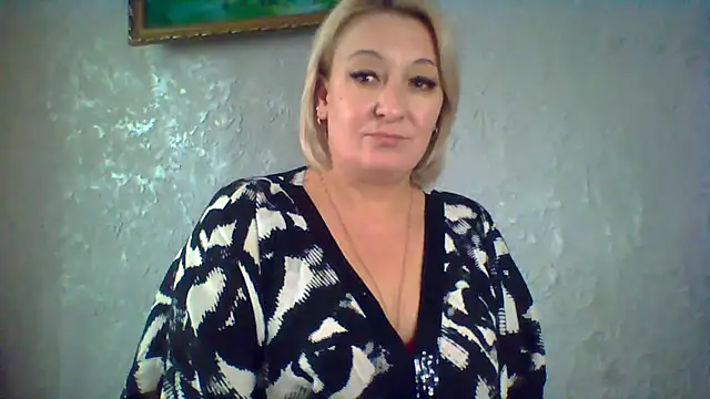 Snapshot of ArielXLoveresss chatting on November 2025 11:00:01 AM ArielXLoveresss online show from November 2025 11:00:01 AM