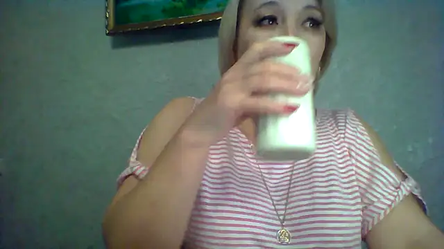 Snapshot of ArielXLoveresss chatting on November 2025 05:50:02 AM ArielXLoveresss online show from November 2025 05:50:02 AM