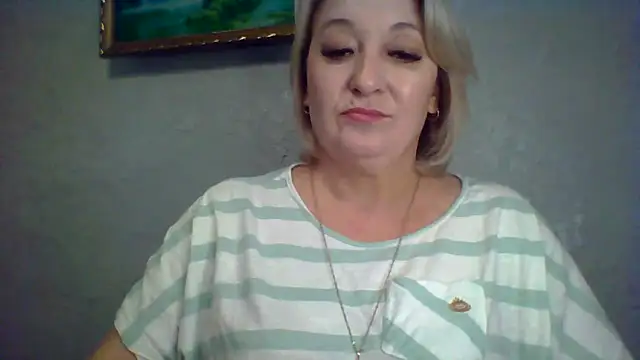 Snapshot of ArielXLoveresss chatting on November 2025 08:36:02 AM ArielXLoveresss online show from November 2025 08:36:02 AM
