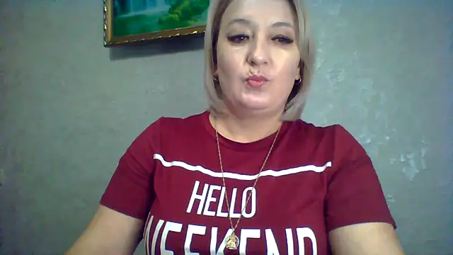 Snapshot of ArielXLoveresss chatting on November 2025 08:06:01 AM ArielXLoveresss online show from November 2025 08:06:01 AM