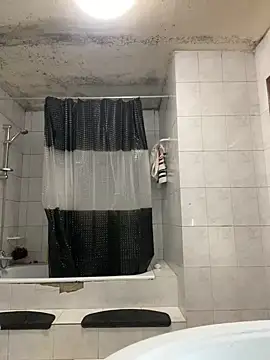 rogerdik76 online show from February 2026 06:17:01 AM