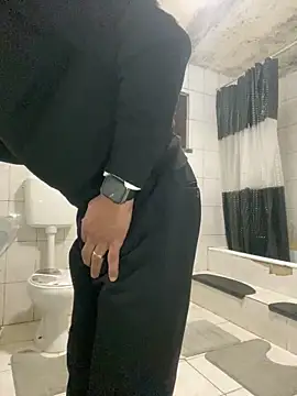 rogerdik76 online show from March 2026 06:08:02 AM