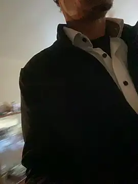 rogerdik76 online show from April 2026 07:28:01 AM