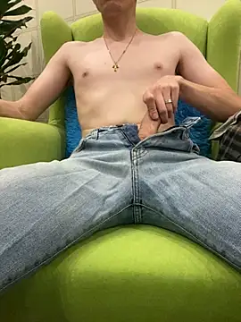 Snapshot of gayman111111 chatting on October 2025 04:42:01 PM gayman111111 online show from October 2025 04:42:01 PM