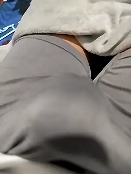 Snapshot of maynor1233 chatting on October 2025 10:09:02 PM maynor1233 online show from October 2025 10:09:02 PM