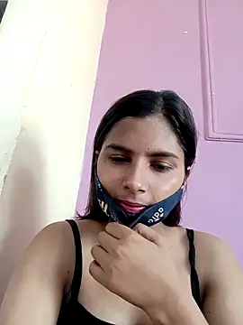 heena-3678 online show from September 2025 04:58:01 AM