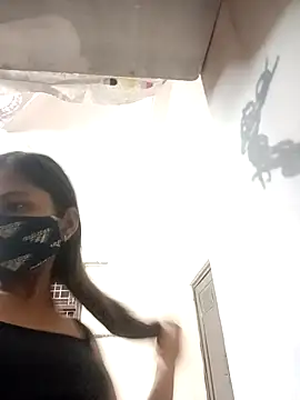 heena-3678 online show from October 2025 01:51:01 PM