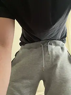 hardsikicix online show from February 2025 01:10:01 PM