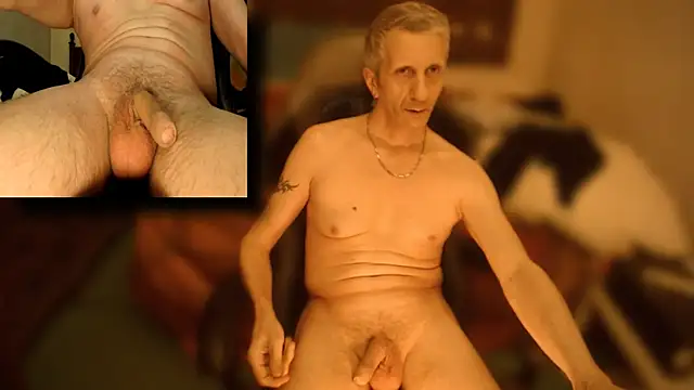 maxdaddy690 online show from February 2025 08:31:01 PM