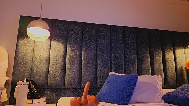 Ariannaa Suarez1 online show from April 2026 07:40:01 PM