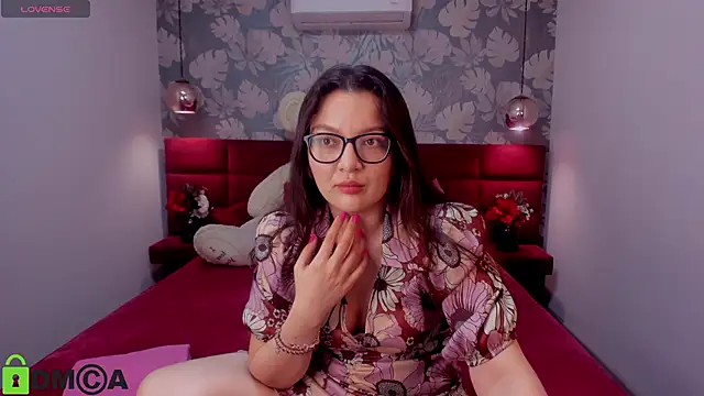 Snapshot of ZarifaRoot chatting on March 2025 08:27:02 PM ZarifaRoot online show from March 2025 08:27:02 PM