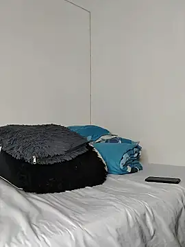 morenosiam online show from April 2026 11:24:02 PM