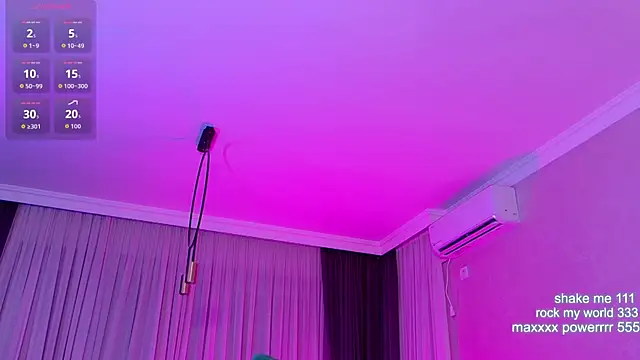 CutiePie69   online show from May 2026 07:18:01 PM