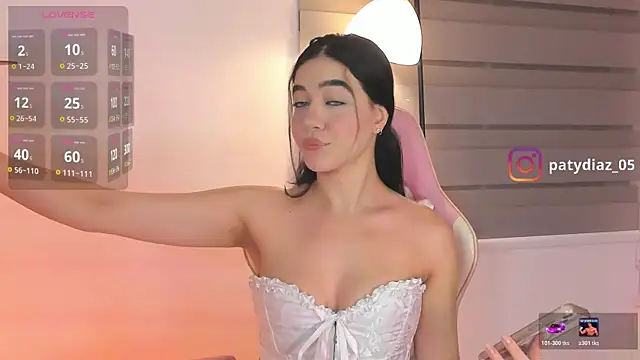 Snapshot of MiiaParker6972 chatting on May 2026 11:54:01 PM MiiaParker6972 online show from May 2026 11:54:01 PM