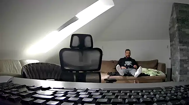 Snapshot of gryzoon chatting on March 2025 06:16:02 AM gryzoon online show from March 2025 06:16:02 AM