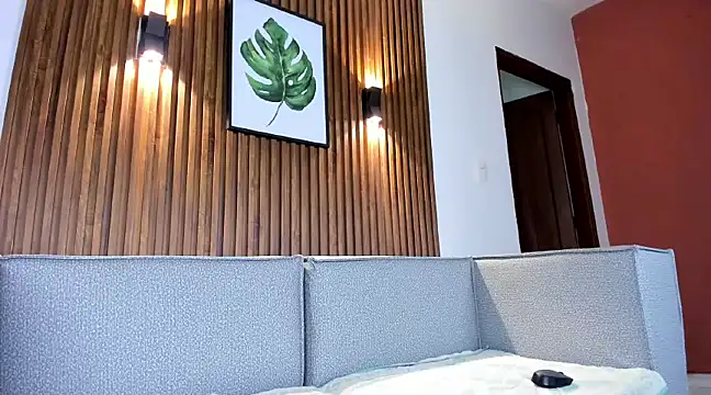 emily kim online show from March 2025 03:40:01 AM