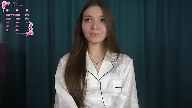 LoraDunnuck online show from March 2025 04:40:02 PM