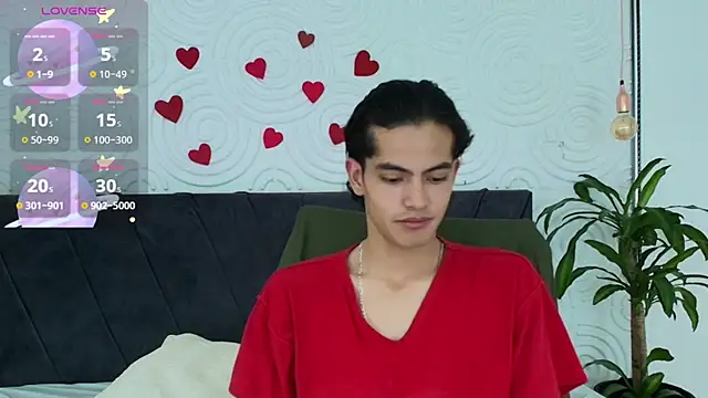 Snapshot of Maximoherrera_16 chatting on April 2026 04:36:02 PM Maximoherrera 16 online show from April 2026 04:36:02 PM