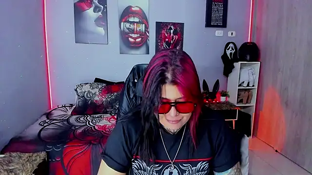 Veronika metal online show from January 2026 12:46:02 AM