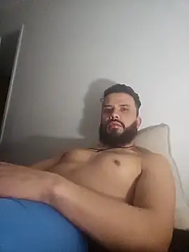 Snapshot of Bigverxxxhot chatting on November 2025 08:14:01 AM Bigverxxxhot online show from November 2025 08:14:01 AM