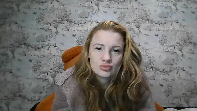 Eveline May online show from October 2025 02:29:02 PM