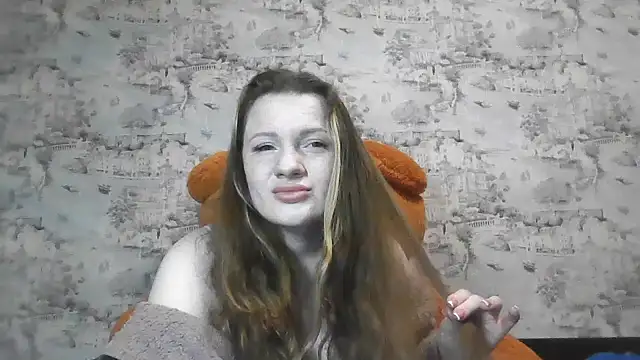 Eveline May online show from March 2026 06:27:02 PM