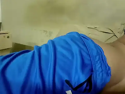 fitbuddy1 online show from April 2026 07:58:01 PM