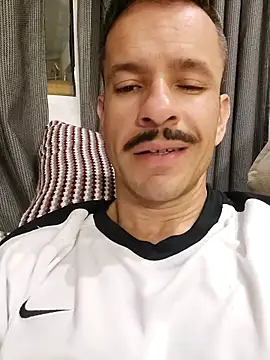 Snapshot of juniortche1313 chatting on December 2025 01:55:02 AM juniortche1313 online show from December 2025 01:55:02 AM