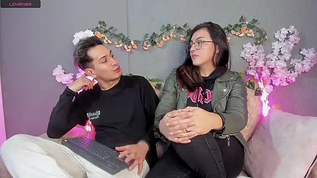 Snapshot of April_Nick299 chatting on February 2025 12:10:02 AM April Nick299 online show from February 2025 12:10:02 AM