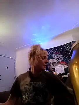 Foxxyhoneypott online show from April 2026 11:42:02 AM