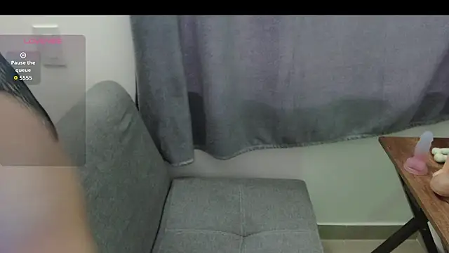 AnnaPerez  online show from February 2026 09:37:02 PM