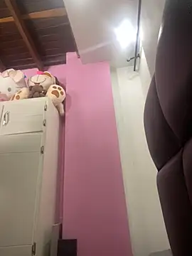 Madisson-Rivas online show from November 2025 05:06:01 PM