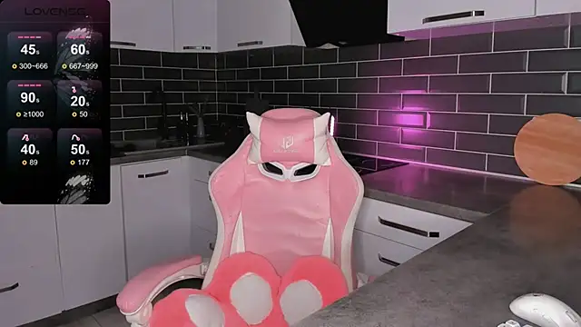 ShaiyaMinn3 online show from February 2026 05:23:02 PM