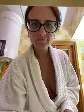 Snapshot of NataKitten chatting on October 2025 06:02:02 AM NataKitten online show from October 2025 06:02:02 AM