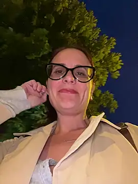 NataKitten online show from May 2026 06:05:01 PM