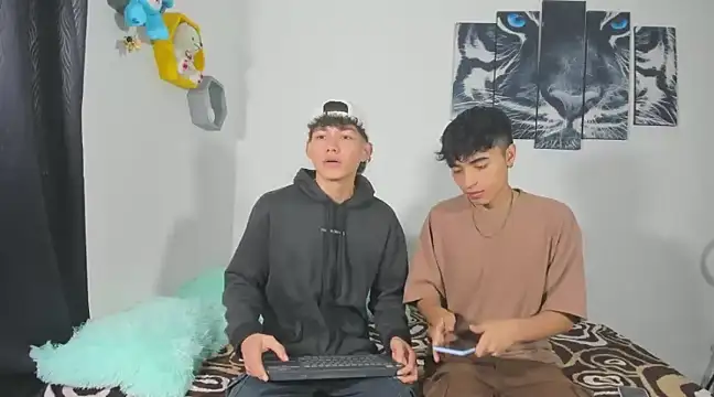 Maxxi hot23 online show from March 2025 02:18:01 PM