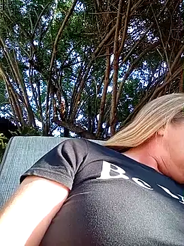 wetnwildforyou online show from November 2025 09:02:01 PM