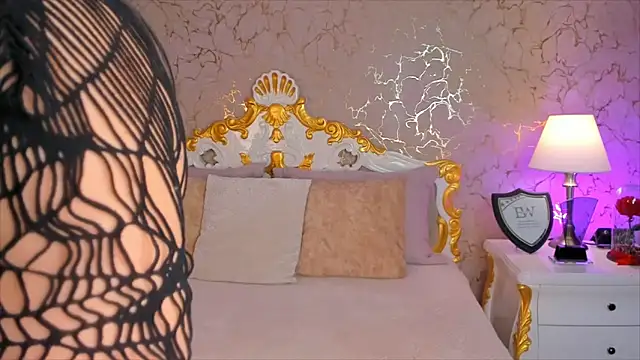 ScarlettWallace online show from October 2025 09:57:02 PM