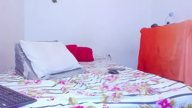 Snapshot of damian_c12 chatting on March 2025 08:44:02 PM damian c12 online show from March 2025 08:44:02 PM